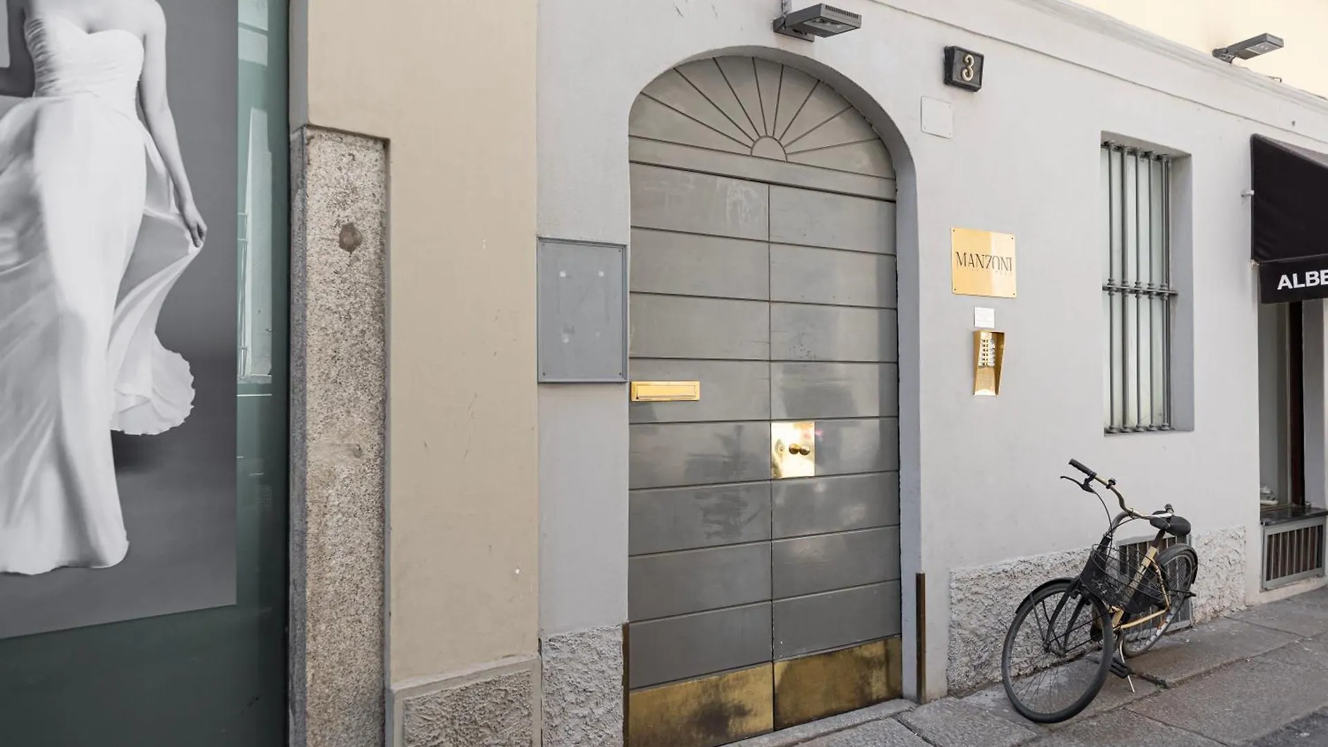Lejlighed Elegante Bilocale In Montenapoleone - Brera Milano Italien